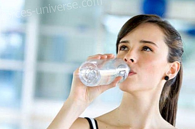 Lernen Sie die Vorteile von Trinkwasser auf nüchternen Magen kennen Fachleute - 2024