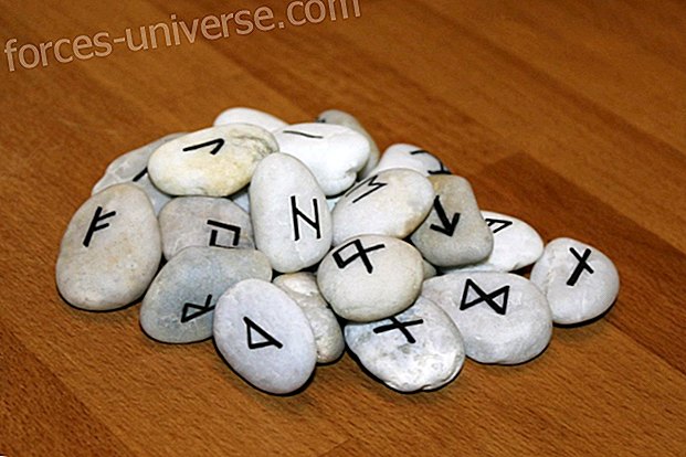Rune Anzus: Mythological legend and meaning of the ancient Viking runes