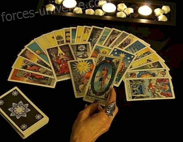 Tipuri de tarot - Înțelepciune și cunoaștere